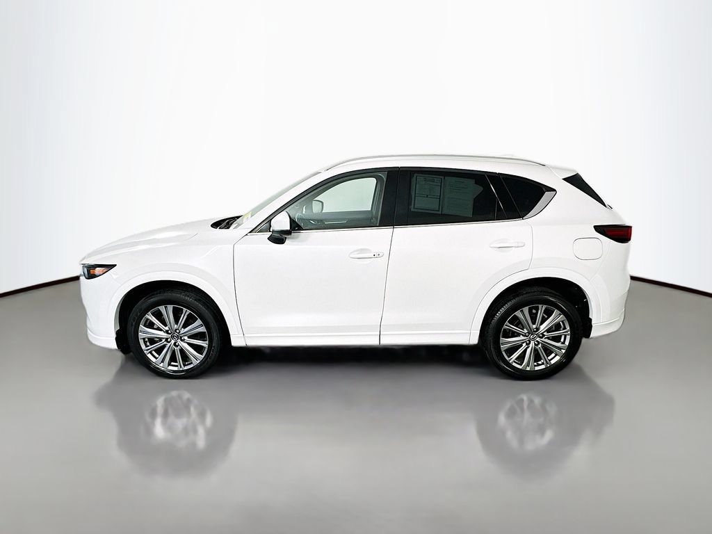 Used 2023 MAZDA CX-5 Signature AWD/4WD image 4
