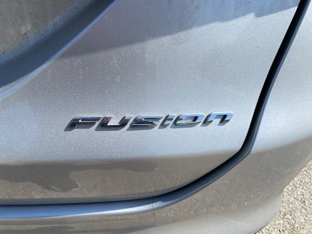 Used 2017 Ford Fusion SE image 24