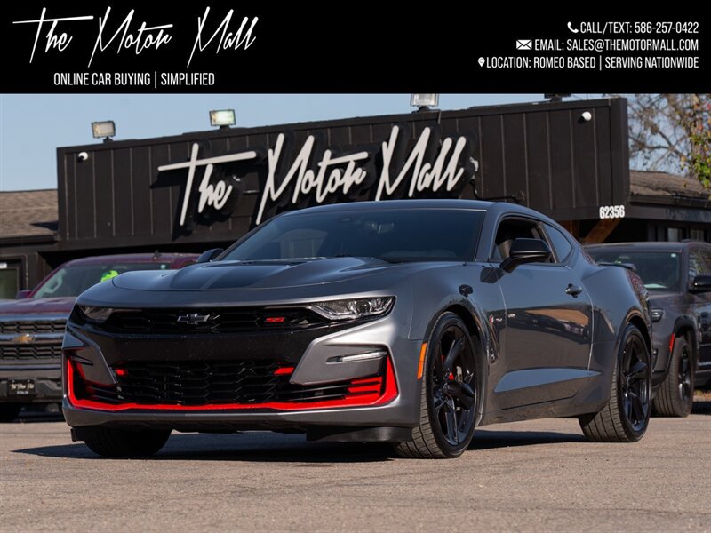 Used 2021 Chevrolet Camaro SS RWD image 1