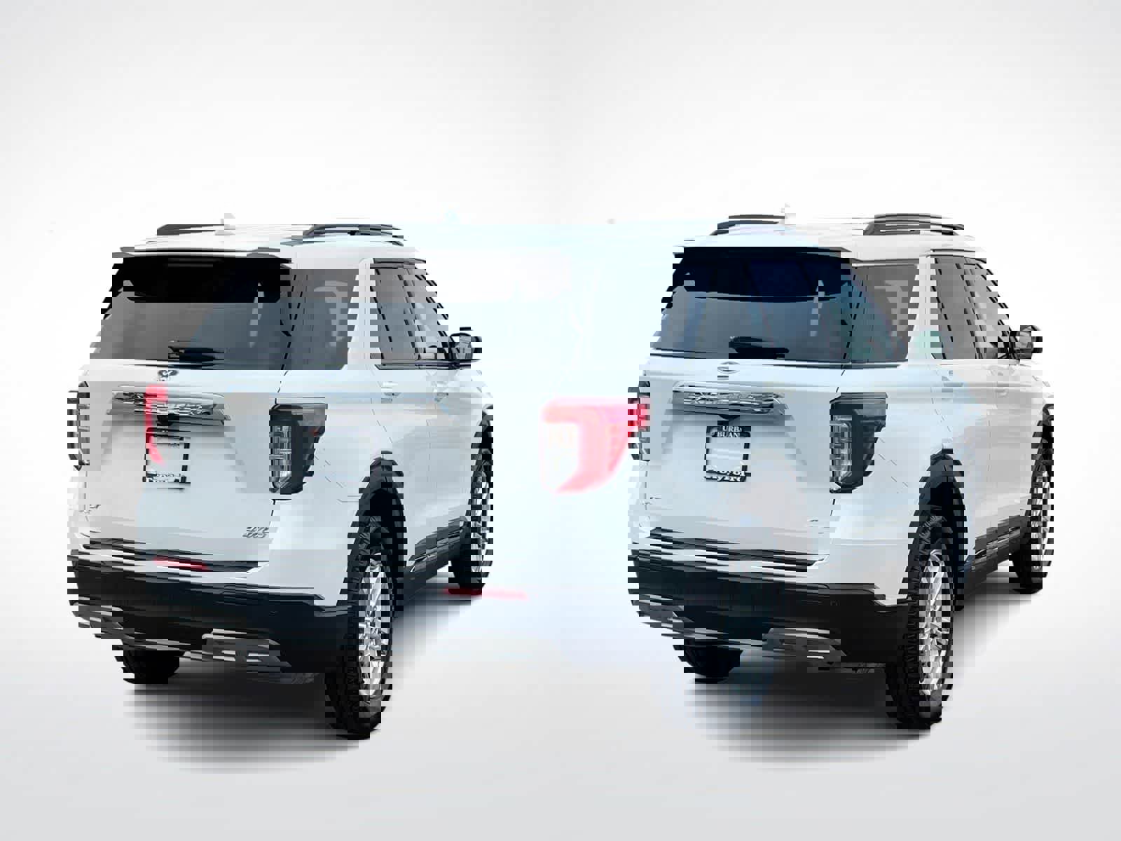 Used 2022 Ford Explorer XLT w/ Equipment Group 202A AWD/4WD image 8