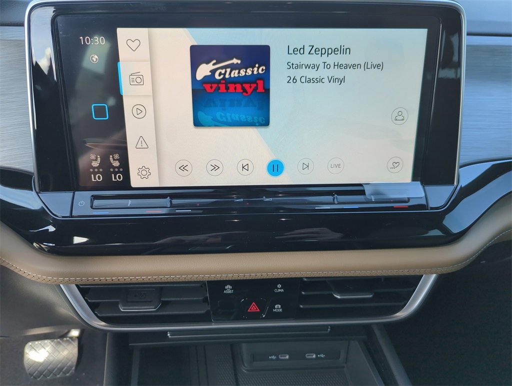 New 2026 Volkswagen Atlas Cross Sport SE image 30