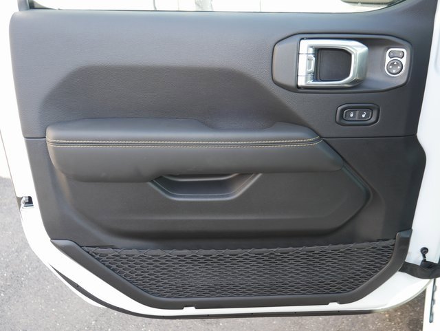 Used 2024 Jeep Wrangler Sahara w/ Technology Group image 15