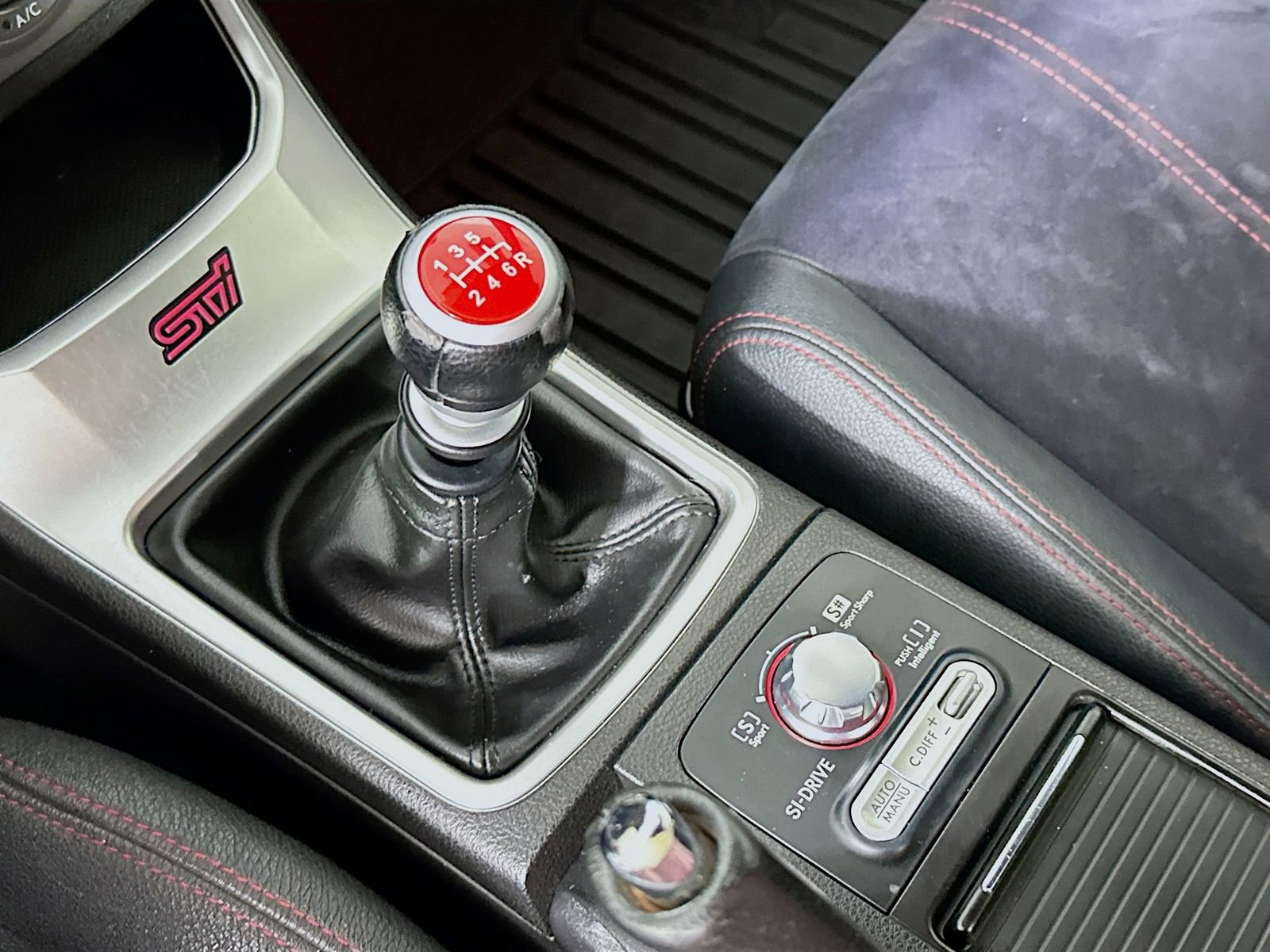 Used 2010 Subaru Impreza WRX STI AWD/4WD image 16