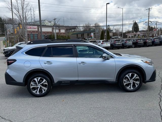 Used 2022 Subaru Outback Limited image 4