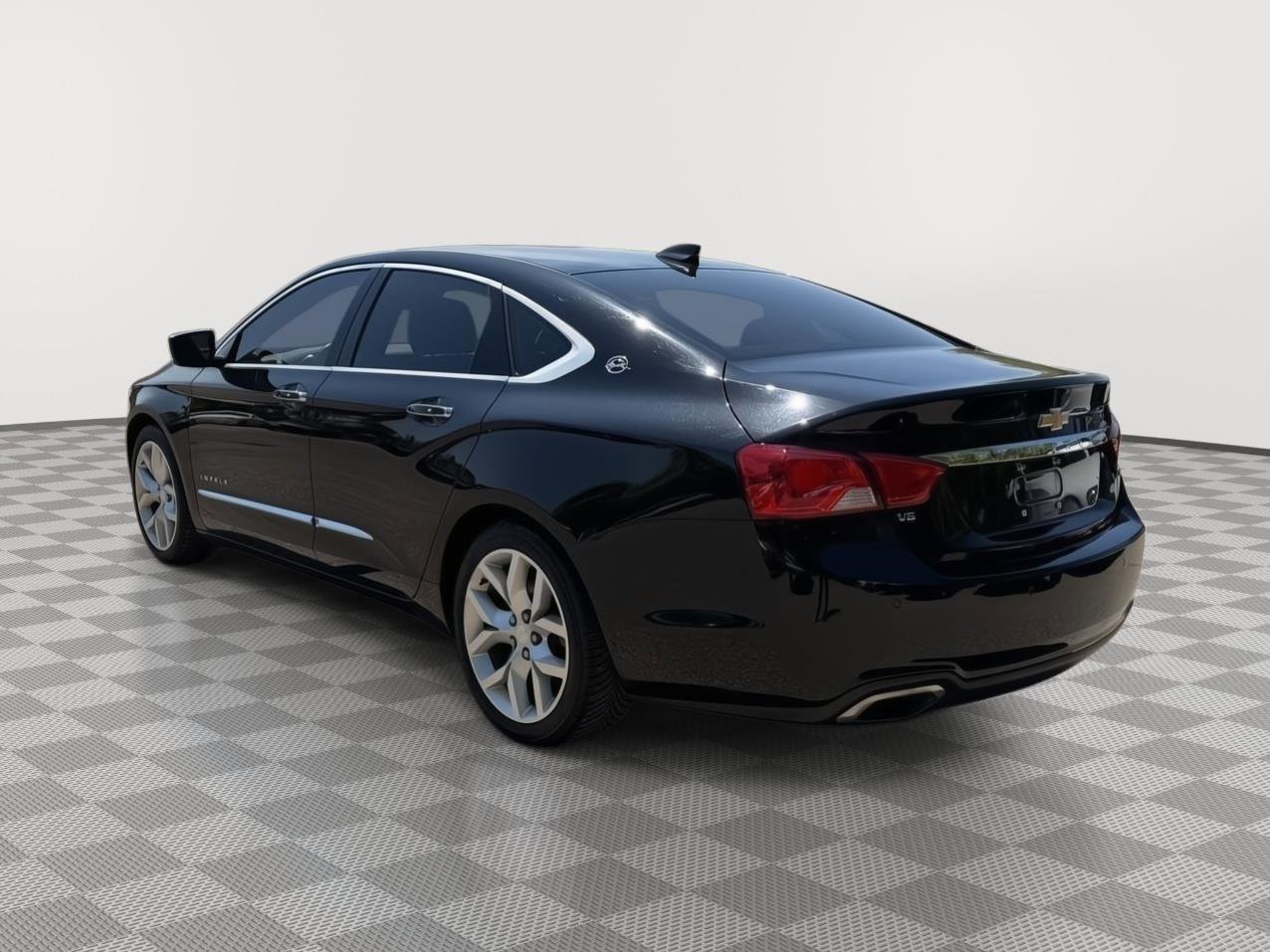 Used 2016 Chevrolet Impala LTZ w/ Enhanced Convenience Package FWD image 7