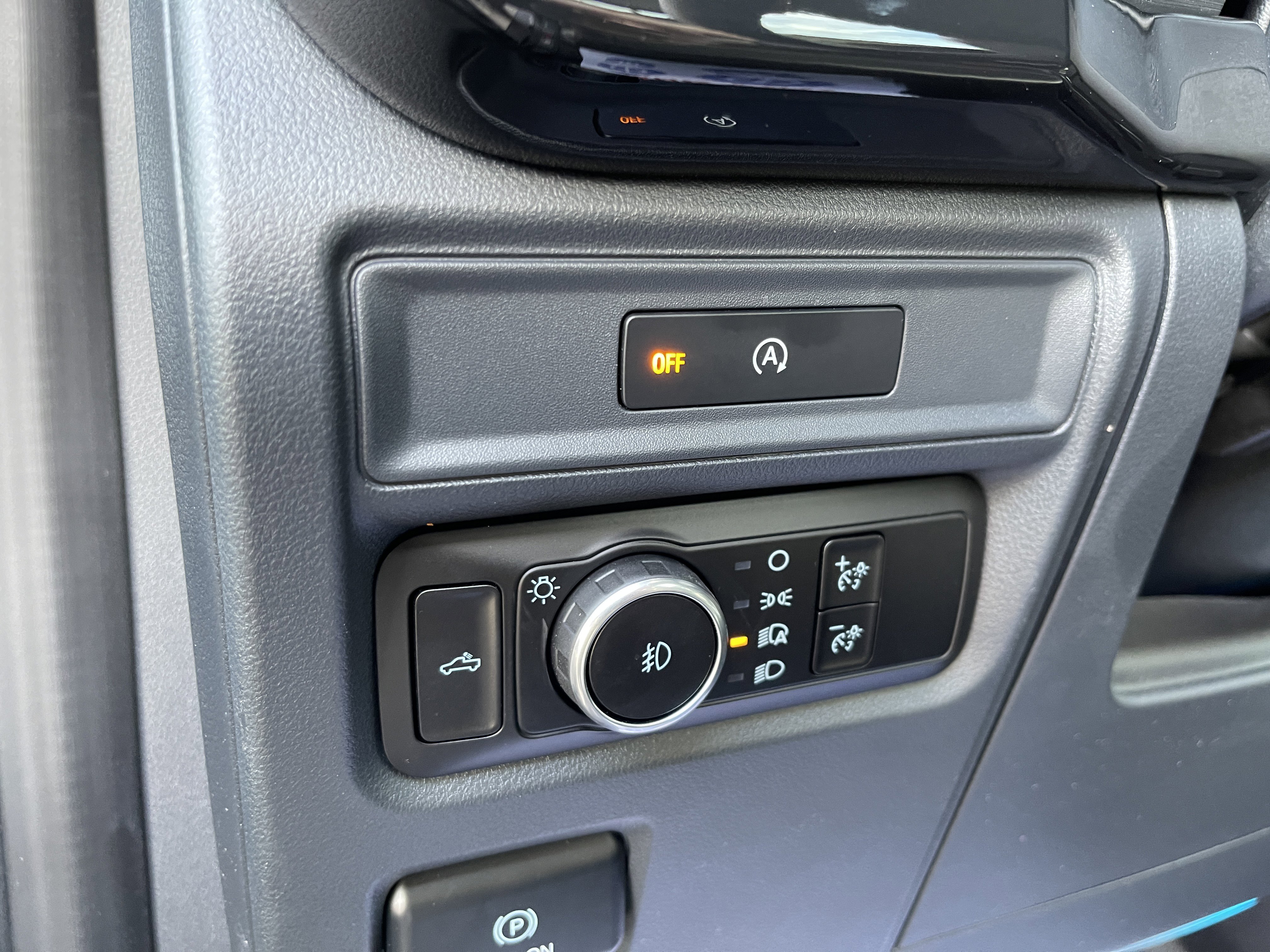 Used 2025 Ford F150 XL w/ Equipment Group 103A High image 21