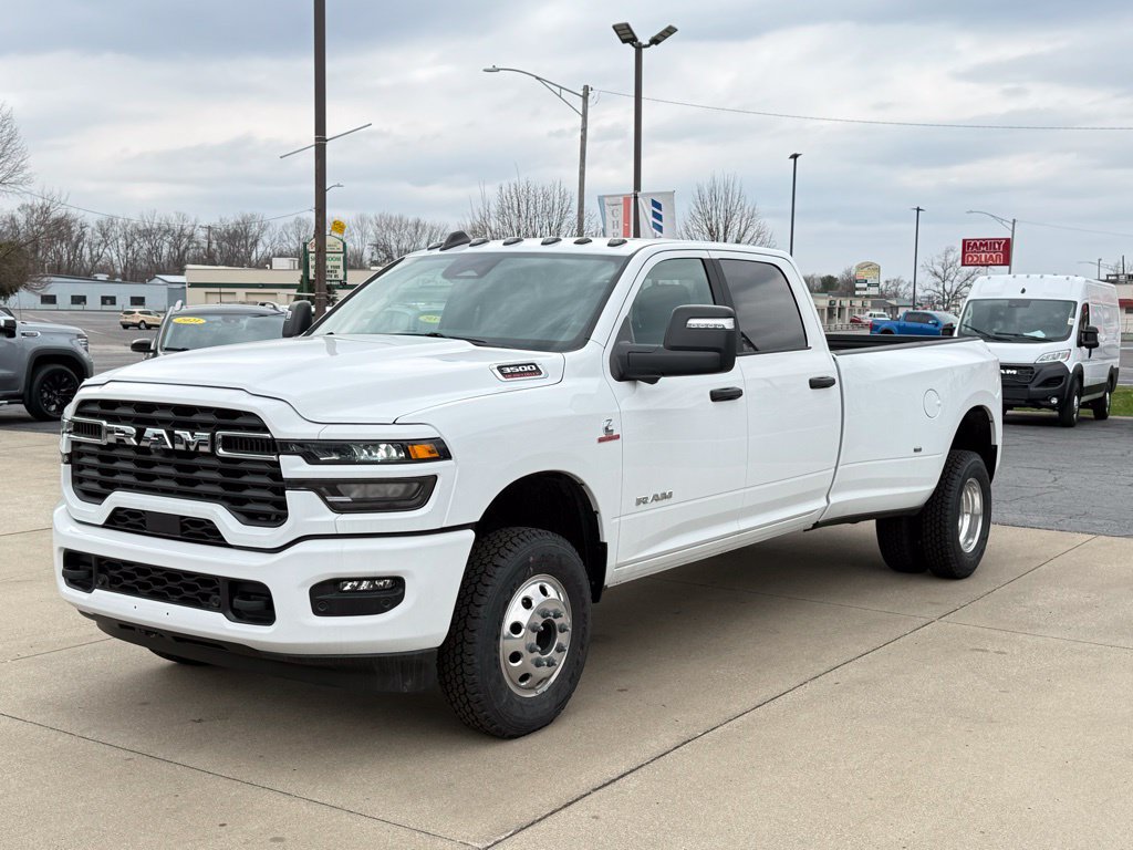 New 2026 RAM 3500 Big Horn AWD/4WD image 3