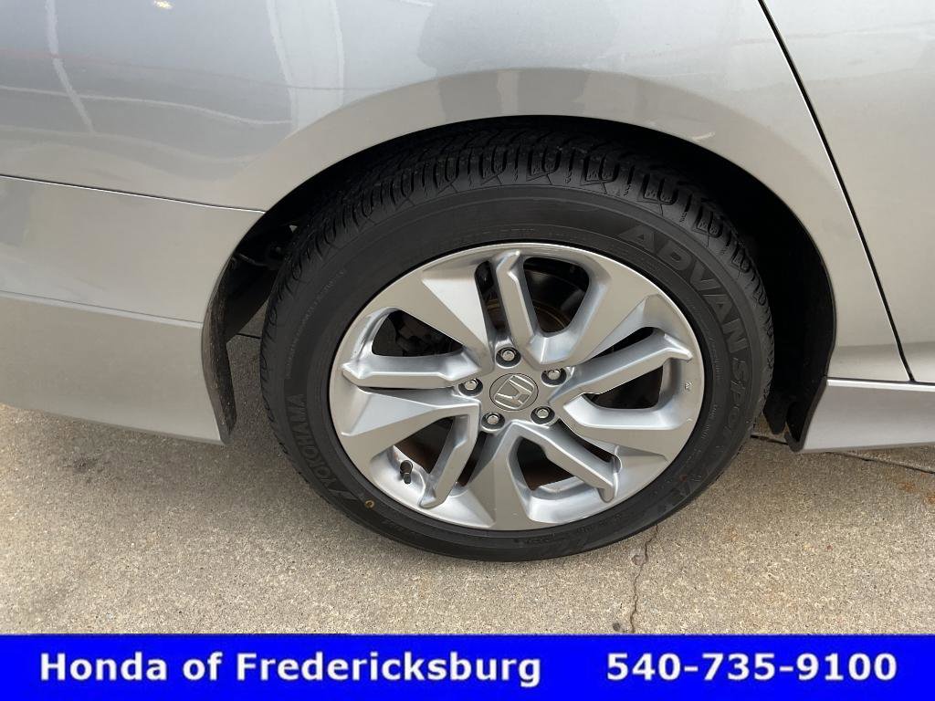 Used 2019 Honda Accord LX image 12