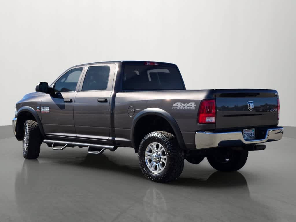 Used 2018 RAM 2500 Tradesman w/ Chrome Appearance Group AWD/4WD image 4