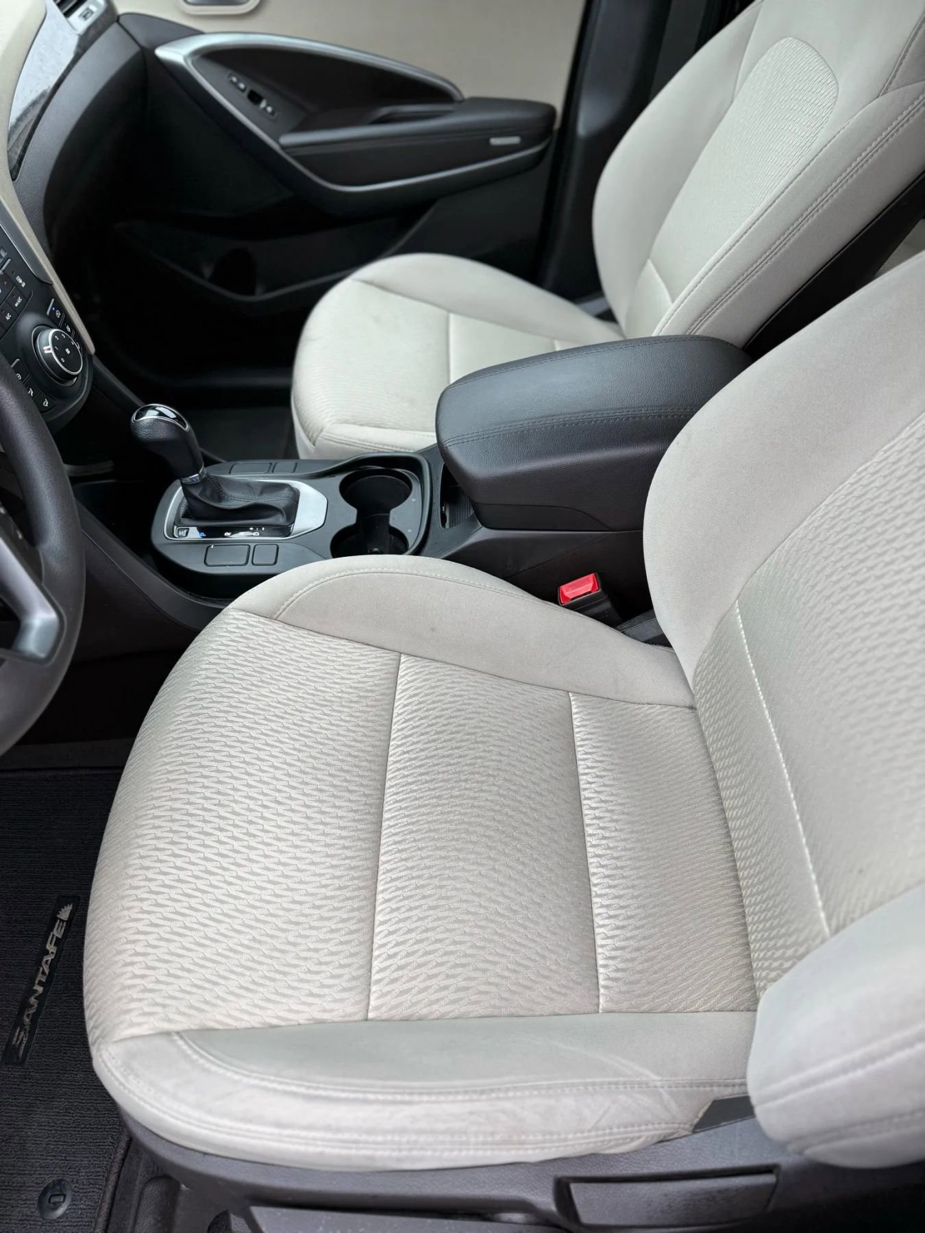 Used 2017 Hyundai Santa Fe Sport image 29