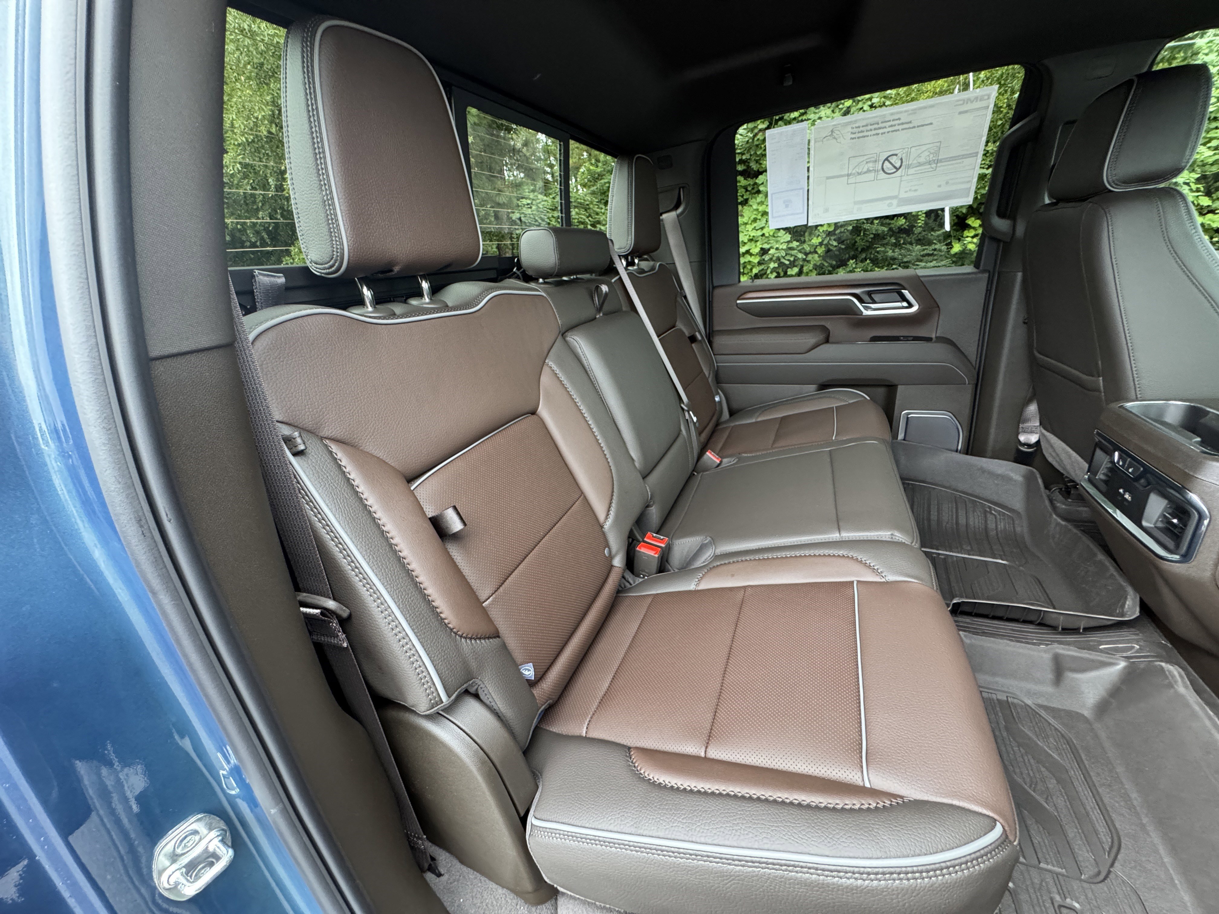 New 2026 GMC Sierra 2500 Denali w/ Denali Reserve Package image 27