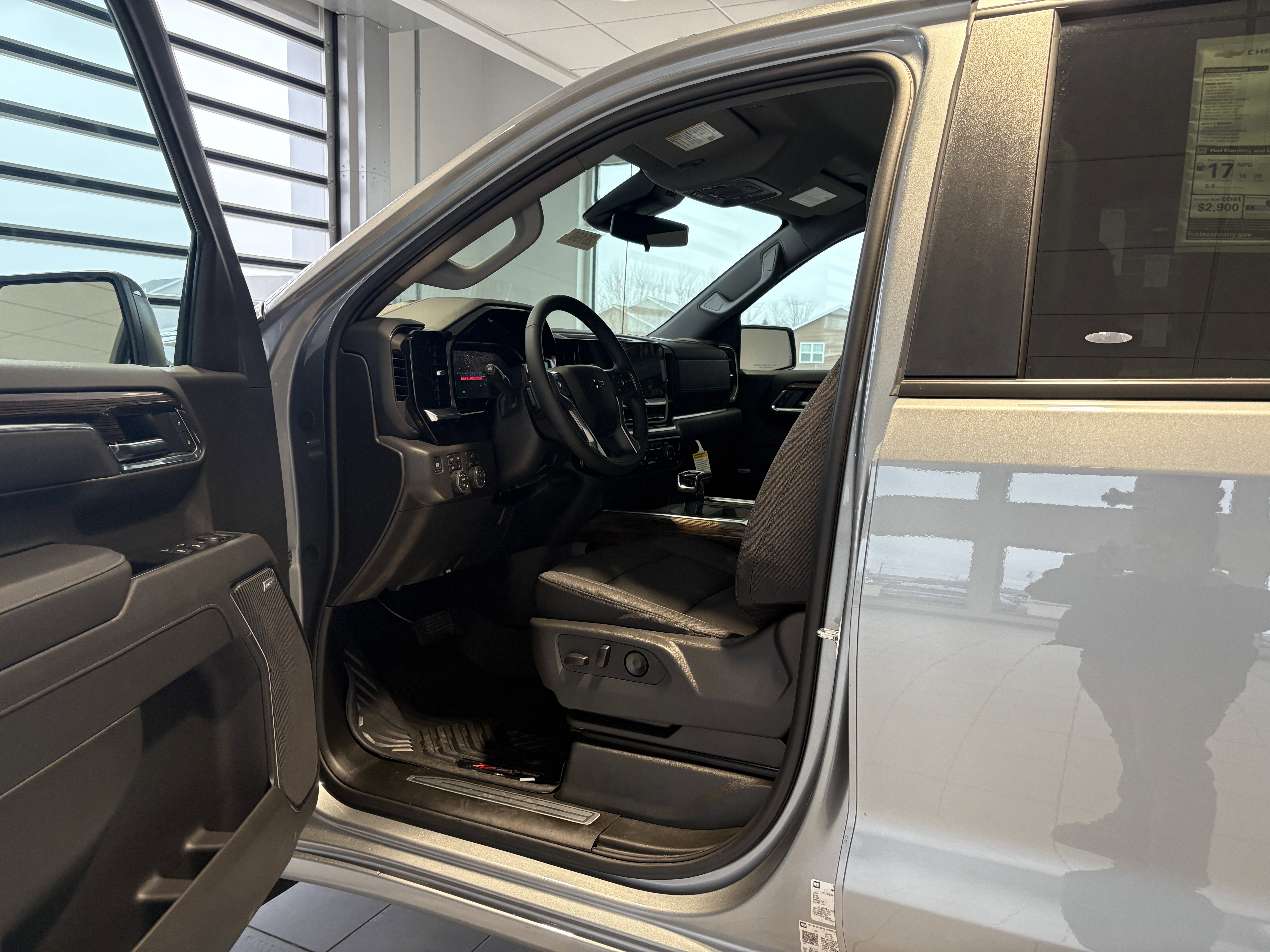 New 2026 Chevrolet Silverado 1500 LT Trail Boss w/ Convenience Package II image 9