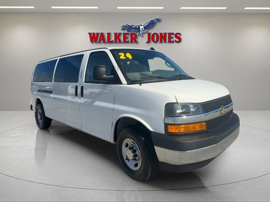 Used 2024 Chevrolet Express 3500 LT w/ LT Preferred Equipment Group RWD image 1