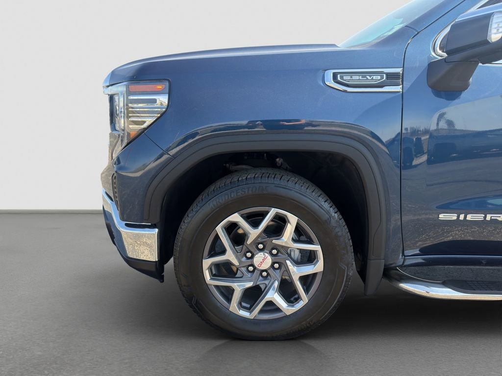 Used 2022 GMC Sierra 1500 SLT w/ SLT Convenience Package image 22