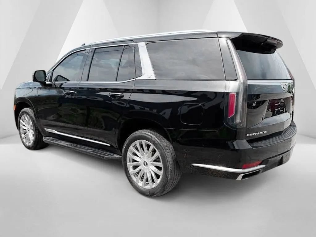 Used 2023 Cadillac Escalade Premium Luxury AWD/4WD image 5