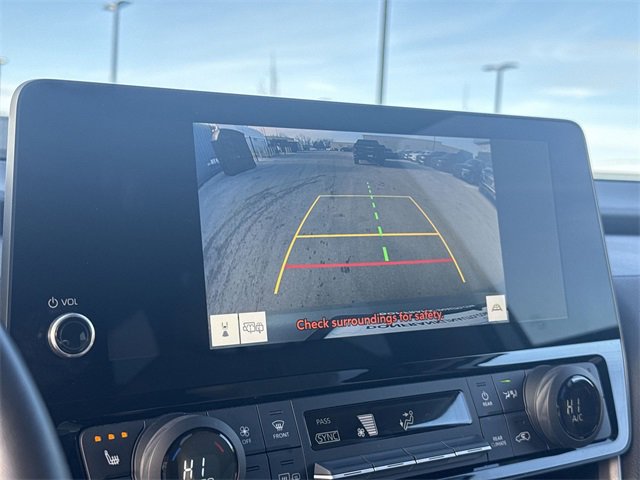 Used 2024 Toyota Grand Highlander XLE image 17