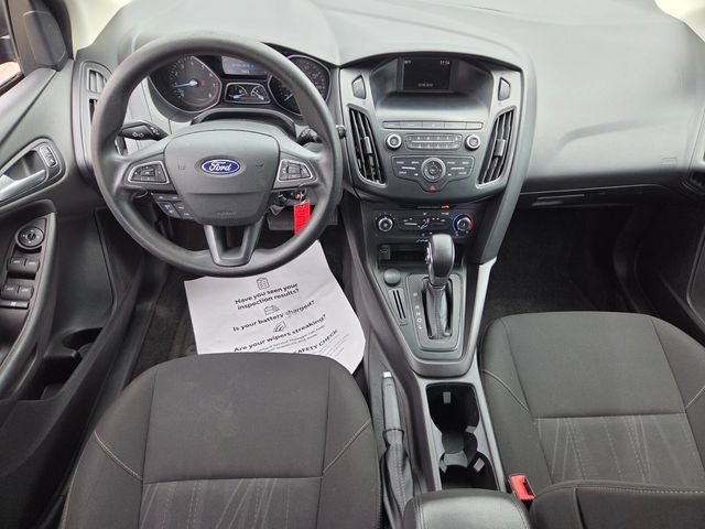 Used 2018 Ford Focus SE FWD image 7