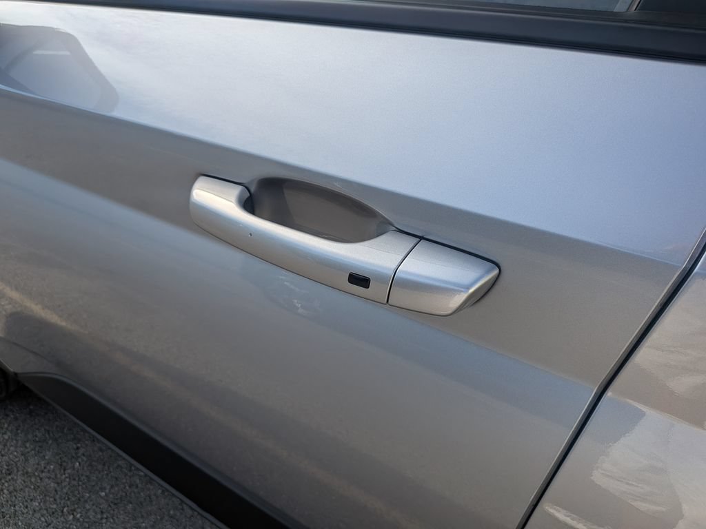 Certified 2024 Hyundai Venue SEL FWD image 36