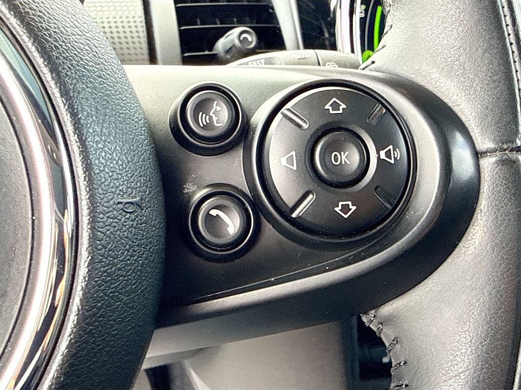 Used 2020 MINI Cooper 4-Door Hardtop image 37