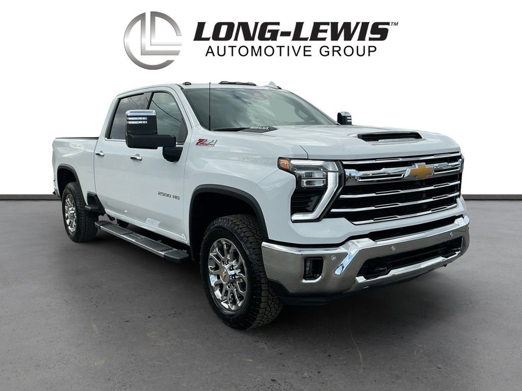 Used 2025 Chevrolet Silverado 2500 LTZ w/ LTZ Premium Package image 10