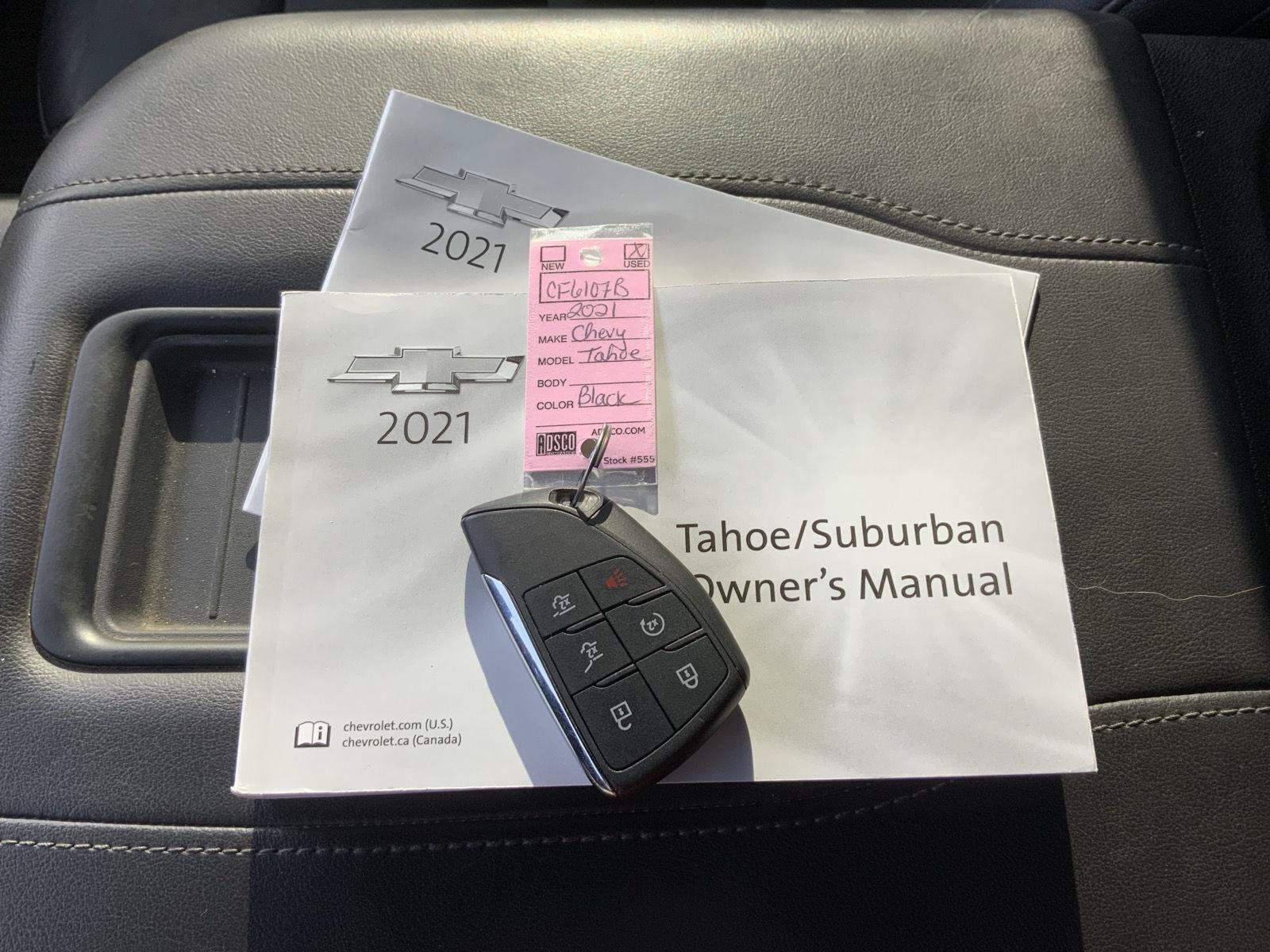 Used 2021 Chevrolet Tahoe Z71 w/ Luxury Package AWD/4WD image 20