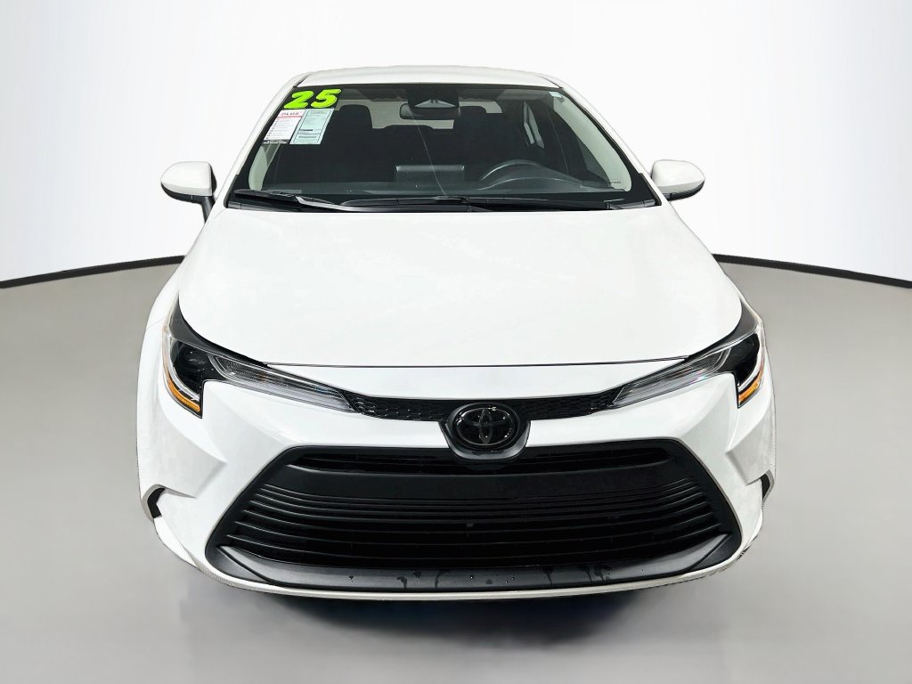 Used 2025 Toyota Corolla LE FWD image 8