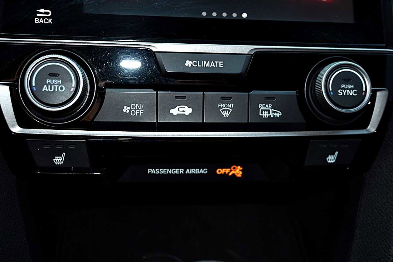 Used 2018 Honda Civic Si image 18