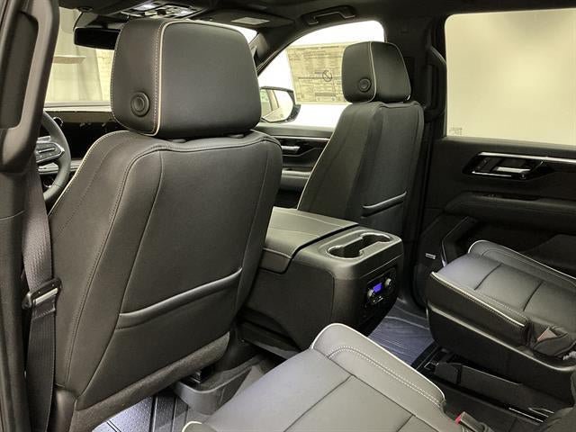 New 2026 Chevrolet Suburban Premier AWD/4WD image 26