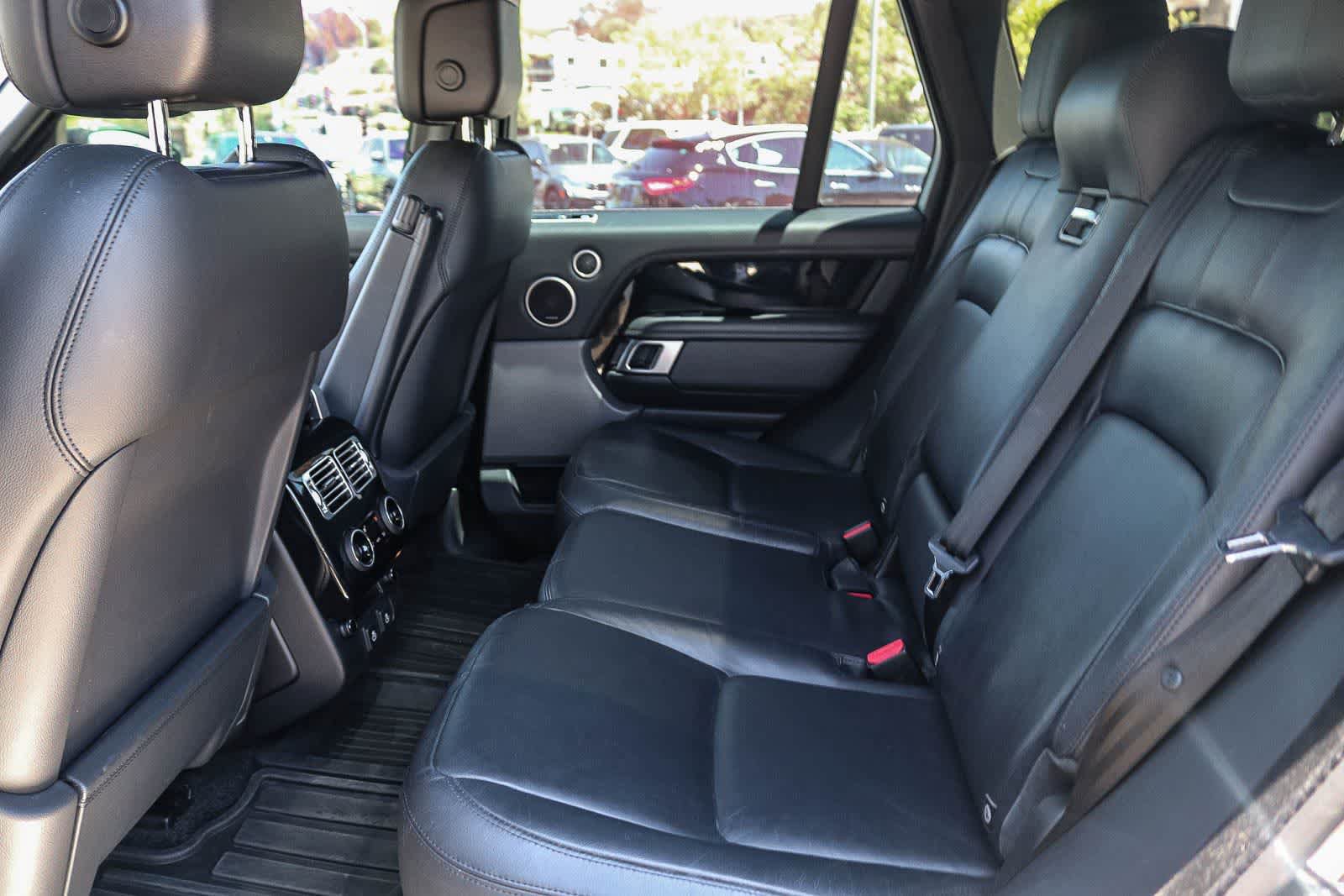 Used 2021 Land Rover Range Rover AWD/4WD image 17