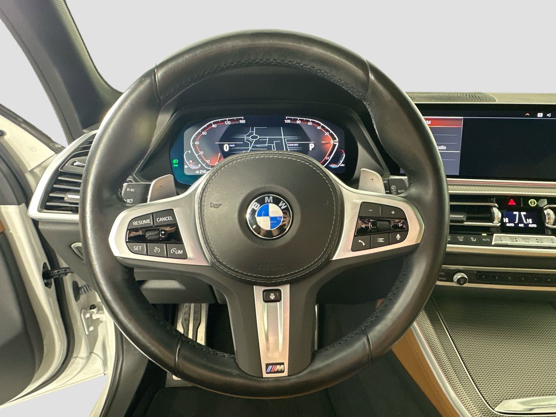 Used 2023 BMW X5 xDrive40i w/ M Sport Package image 12