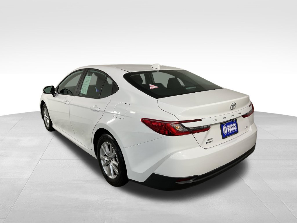 Used 2025 Toyota Camry LE w/ Convenience Package AWD/4WD image 7