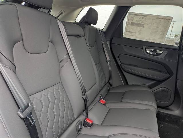 New 2026 Volvo XC60 B5 Plus w/ Climate Package PRO AWD/4WD image 13