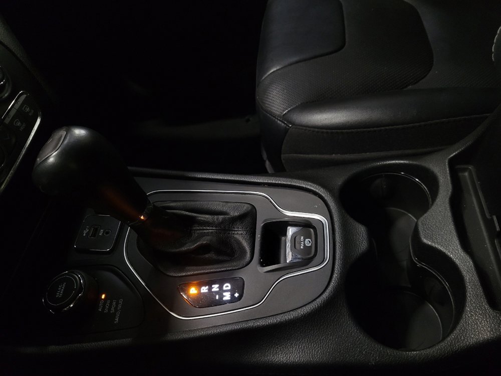 Used 2022 Jeep Cherokee Latitude Lux image 26