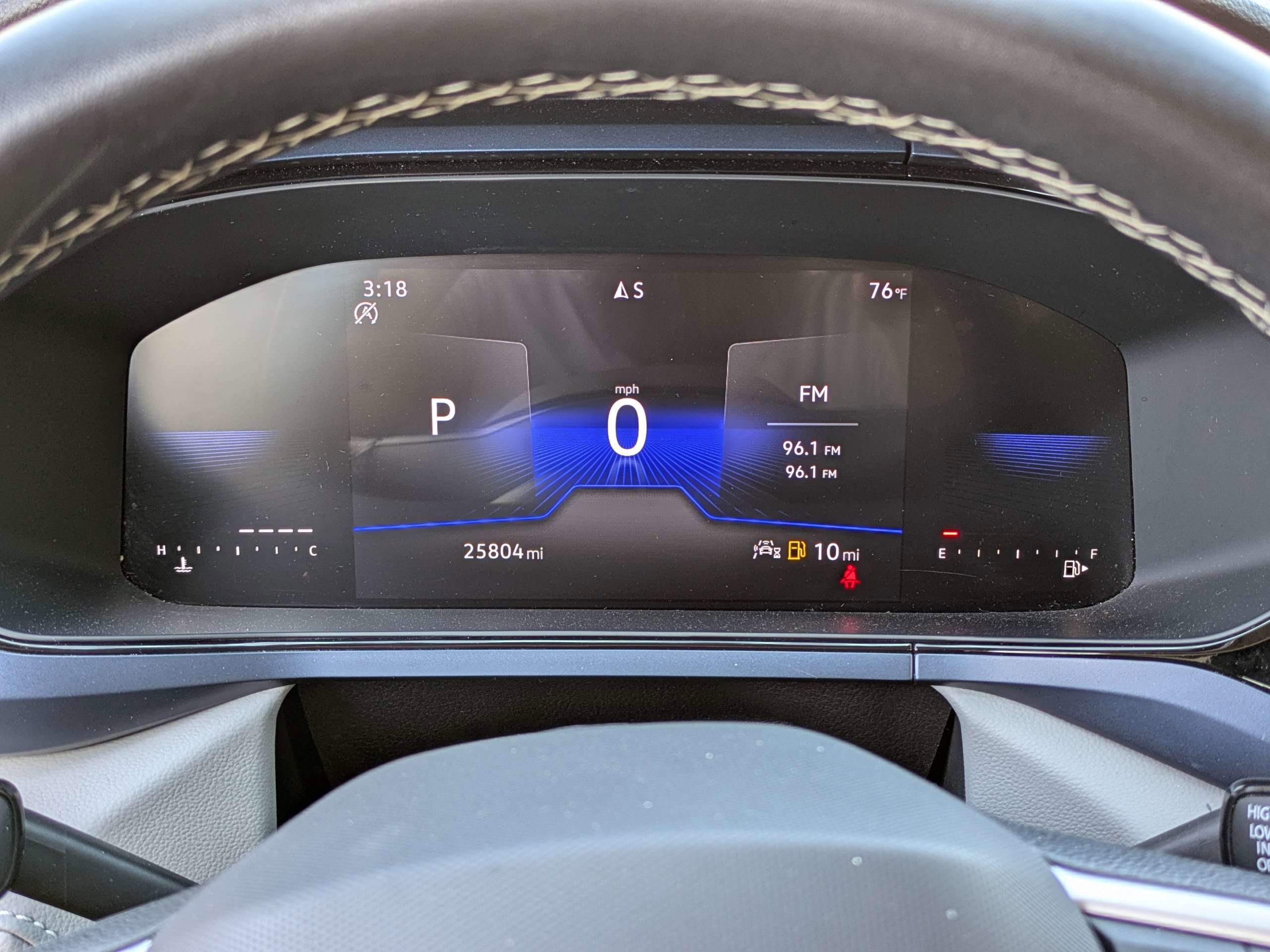 Used 2024 Volkswagen Taos SE image 26