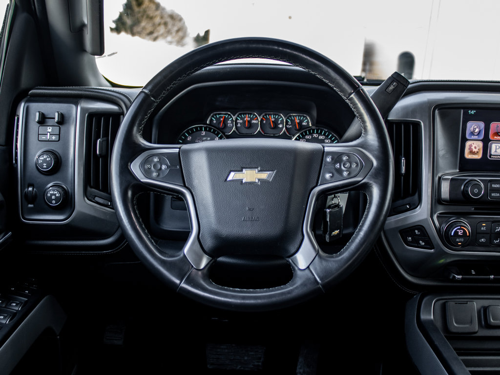 Used 2016 Chevrolet Silverado 1500 LTZ Z71 image 27