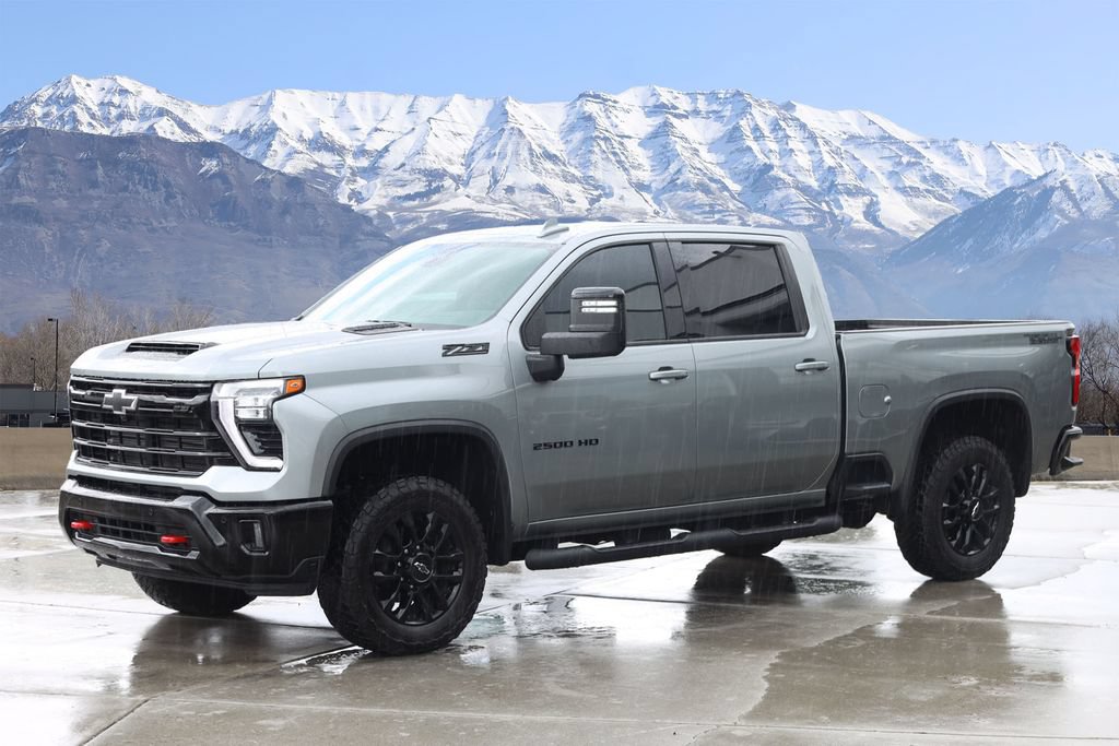 Used 2025 Chevrolet Silverado 2500 LTZ w/ Trail Boss Package AWD/4WD image 2
