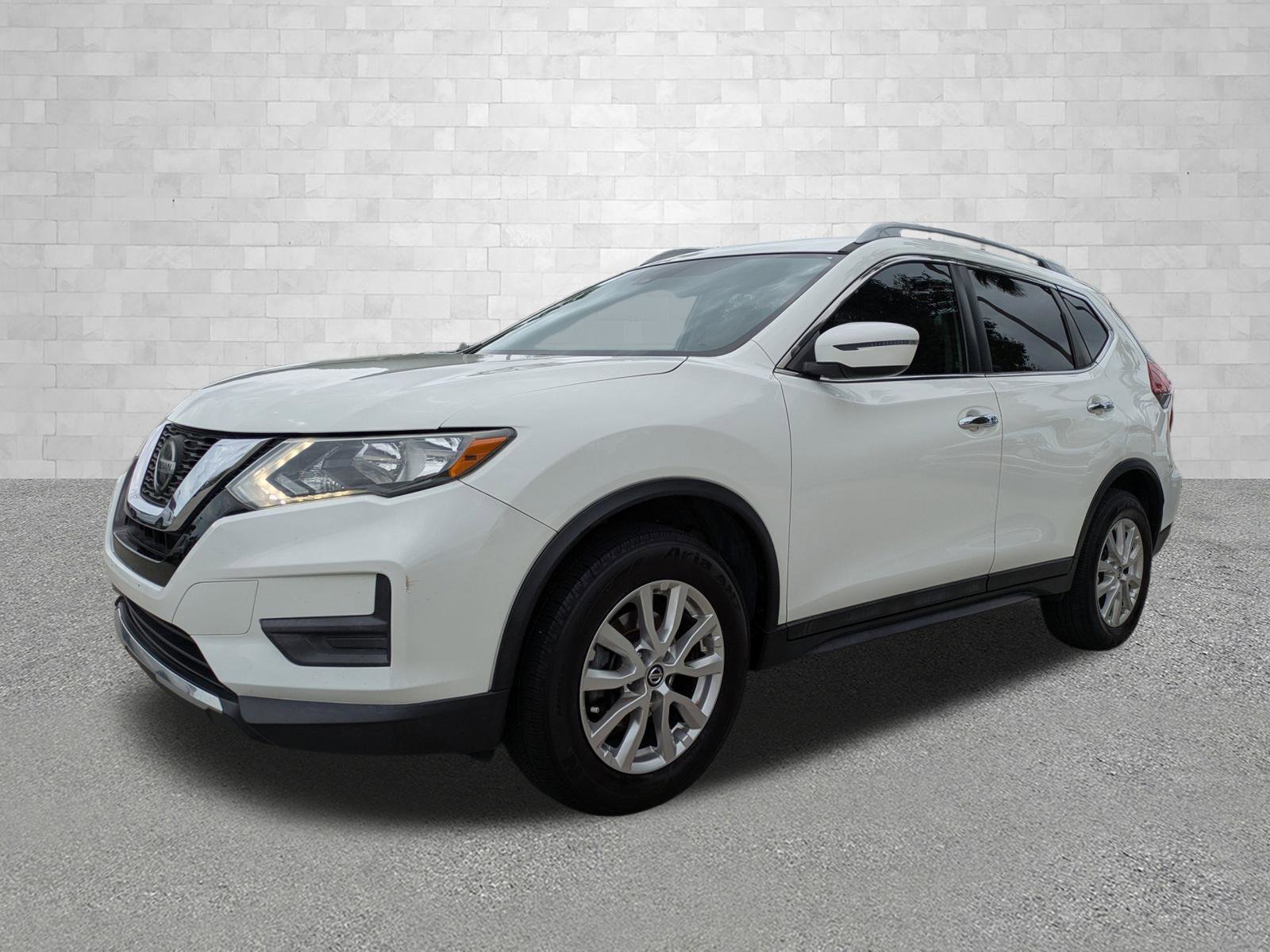 Used 2019 Nissan Rogue SV AWD/4WD image 5