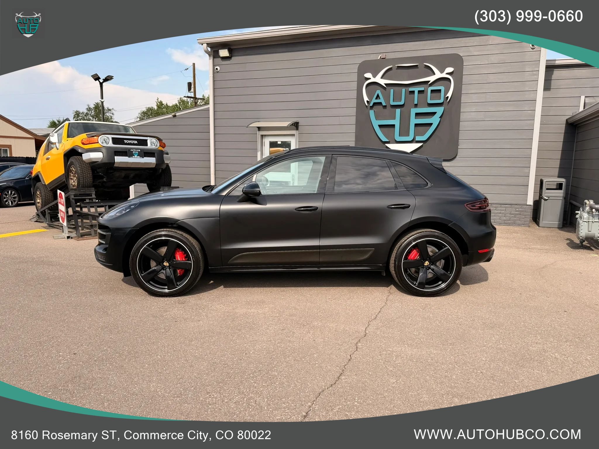 Used 2018 Porsche Macan Turbo w/ Premium Package Plus AWD/4WD image 10