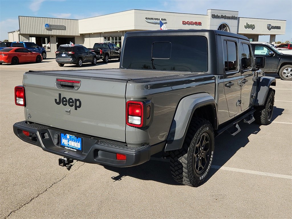 Used 2021 Jeep Gladiator Willys image 4