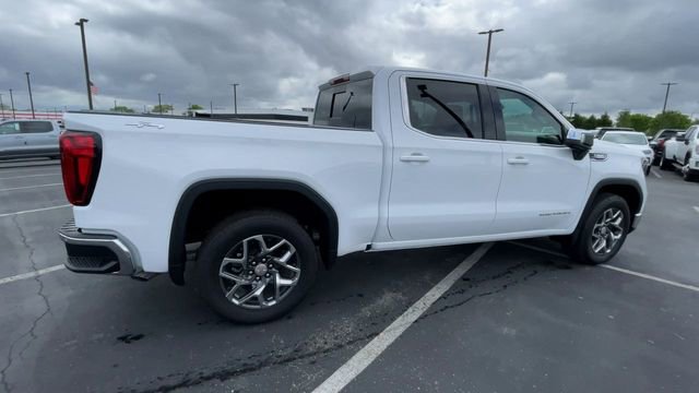 New 2026 GMC Sierra 1500 SLE w/ Preferred Package AWD/4WD image 2