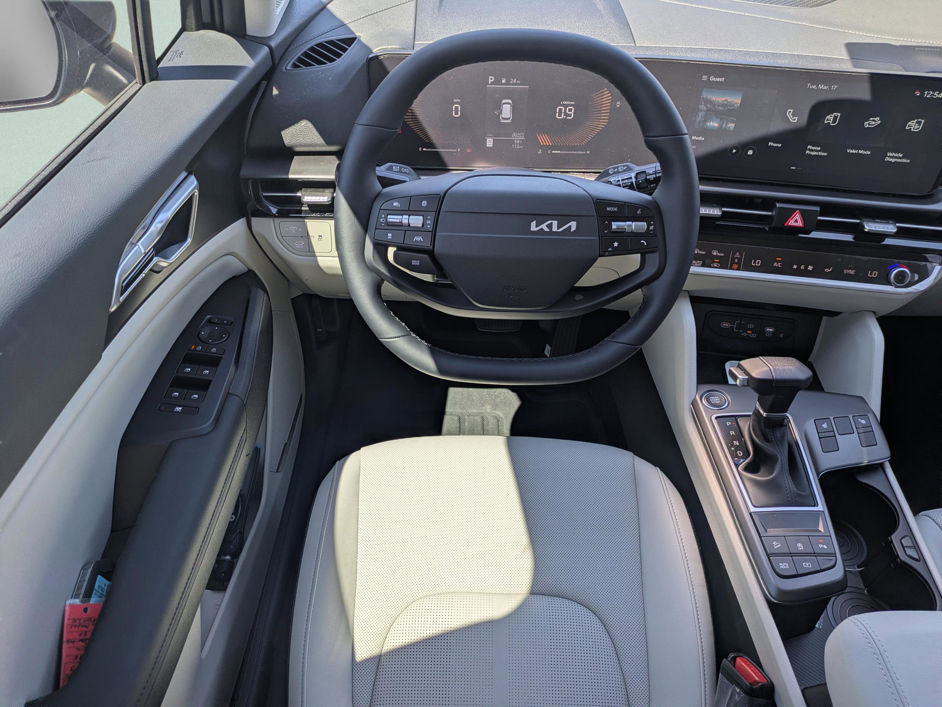 New 2026 Kia Sportage EX image 25