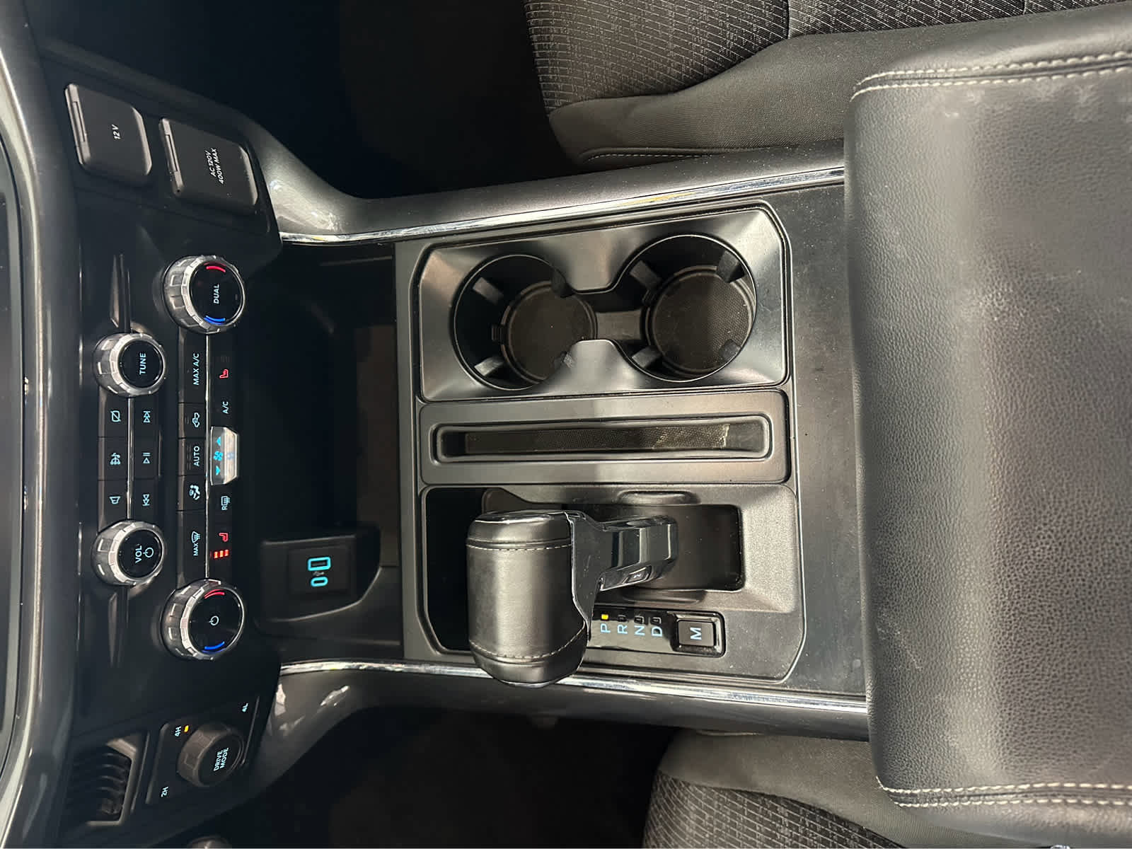 Used 2022 Ford F150 XLT w/ Equipment Group 302A High AWD/4WD image 26