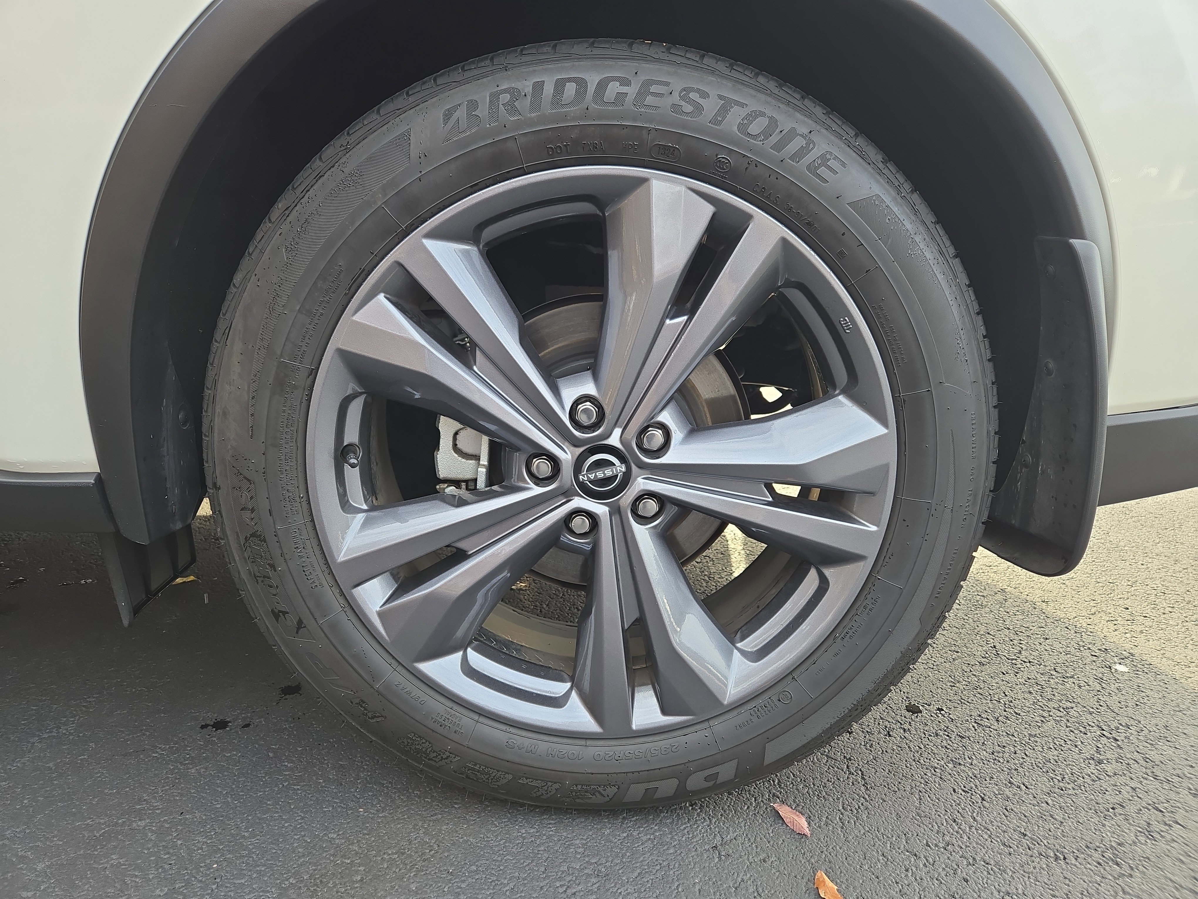 Certified 2024 Nissan Murano Platinum w/ Cargo Package image 12