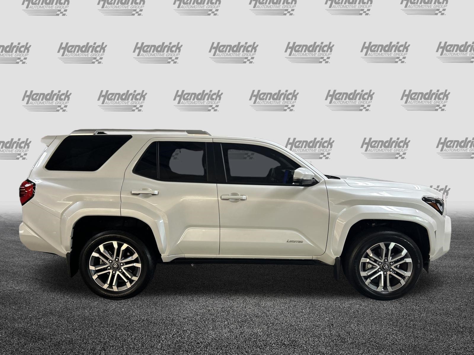 Used 2025 Toyota 4Runner Limited AWD/4WD image 11