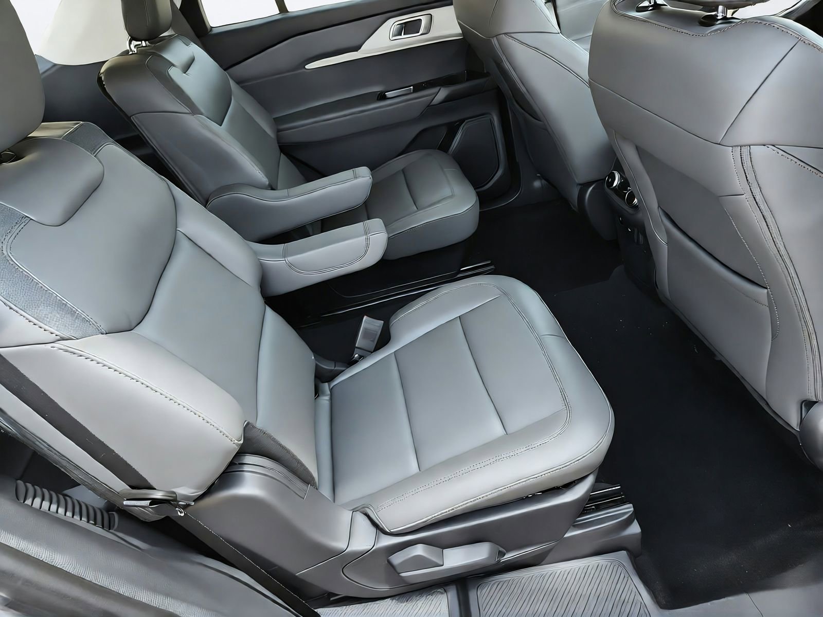 New 2026 Ford Explorer Active w/ Active Comfort Package AWD/4WD image 29