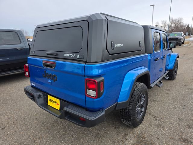 Used 2024 Jeep Gladiator Sport image 9