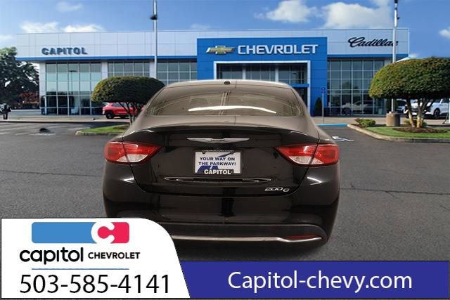 Used 2015 Chrysler 200 C image 3