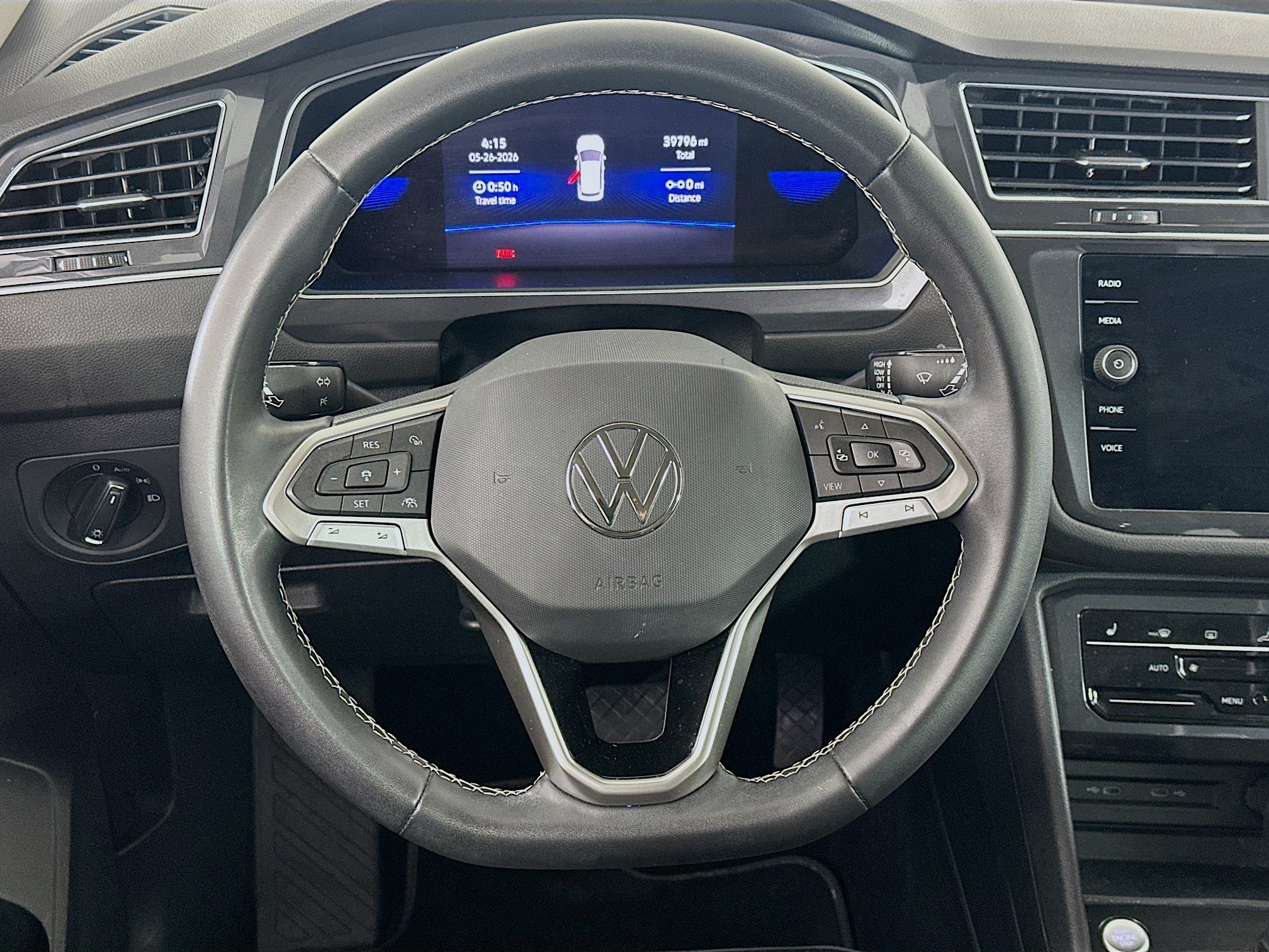 Used 2023 Volkswagen Tiguan SE AWD/4WD image 18
