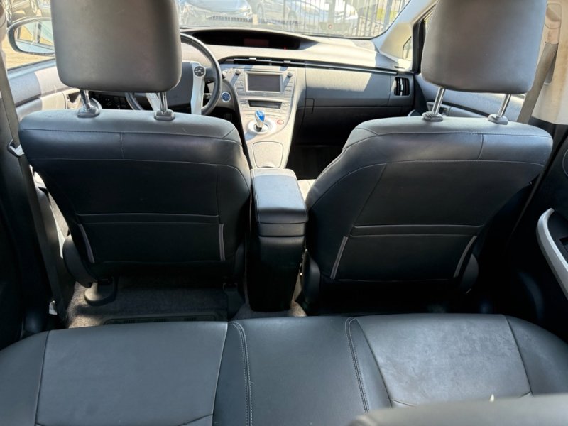 Used 2012 Toyota Prius Four FWD image 16