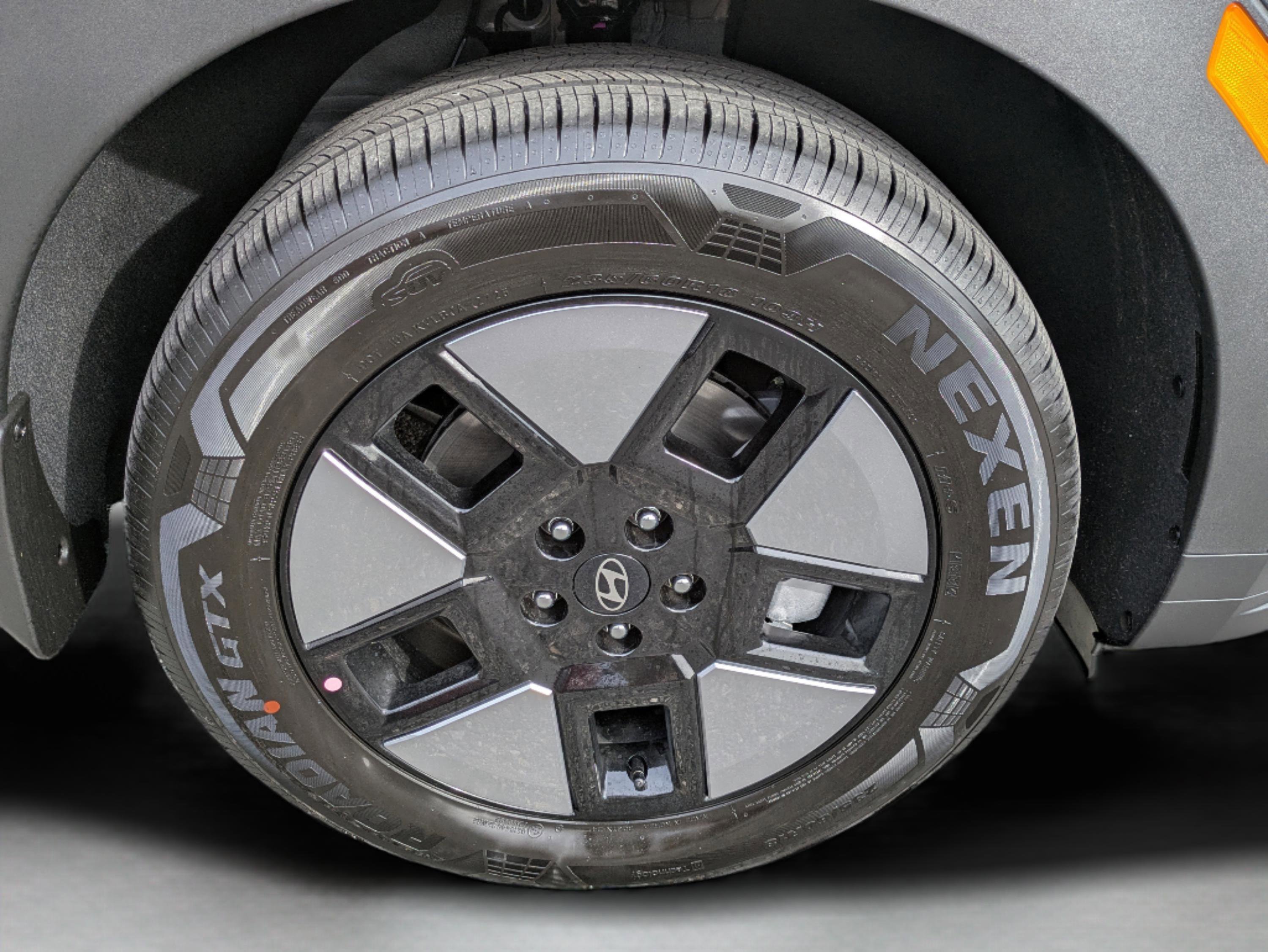 New 2026 Hyundai Santa Fe SE image 14